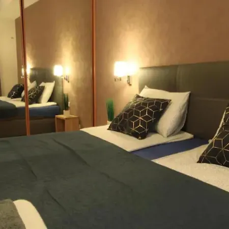 Szewska 72 Pokutnic For Events Tectum - Przyjecia Dozwolone *