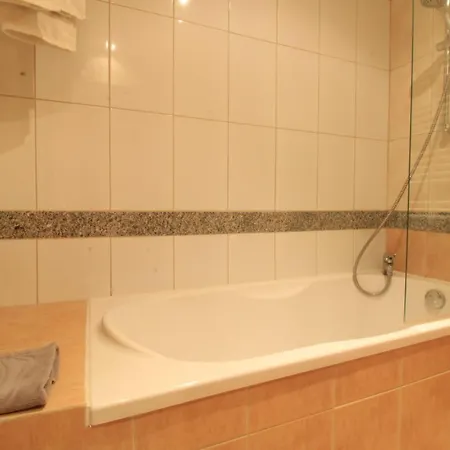 Szewska 72 Pokutnic For Events Tectum - Przyjecia Dozwolone Apartment *